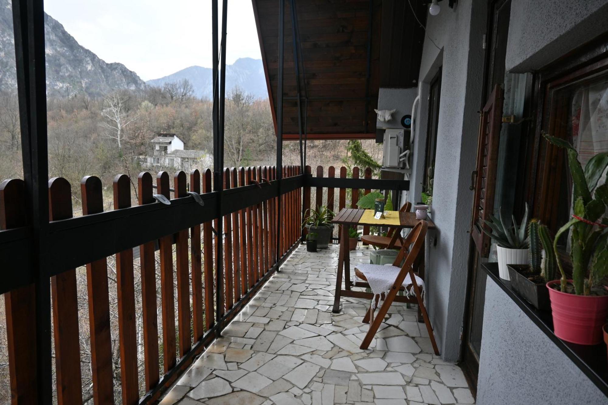 Canyon Matka Nature Apartments With A Terrace スコピエ エクステリア 写真